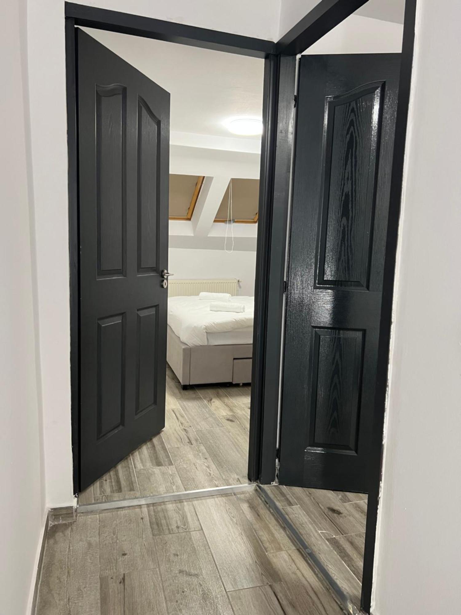 Appartamento Ndl City Center Cluj-Napoca Esterno foto